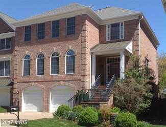 2203 Harithy Dr, Dunn Loring, VA 22027