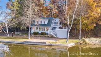 451 E Baldwin Lake Dr, Greenville, MI 48838