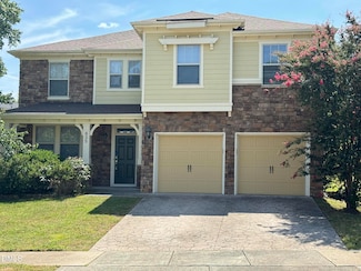 635 Piper Stream Cir, Cary, NC 27519