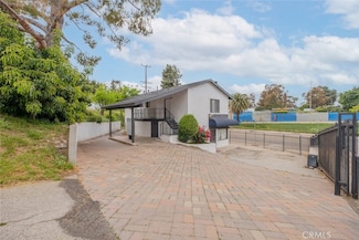 2254 Riverside Dr, Los Angeles, CA 90039