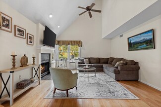 27 Hammond Place Unit 27, Woburn, MA 01801