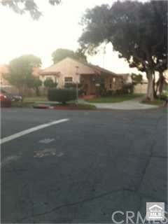 2200 Fashion Ave, Long Beach, CA 90810