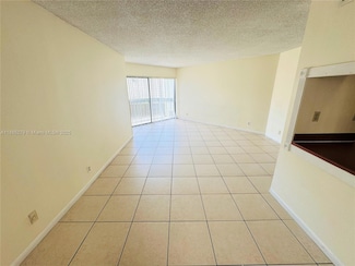1880 N Congress Ave Unit 2100, West Palm Beach, FL 33401