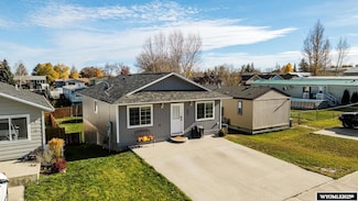 1725 Highland Ave, Sheridan, WY 82801