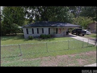 10223 Tela Dr, Little Rock, AR 72209