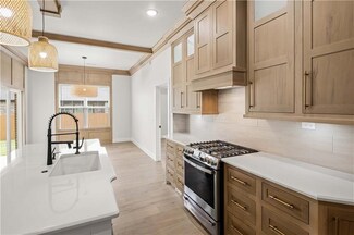 501 Morgan St, Centerton, AR 72719