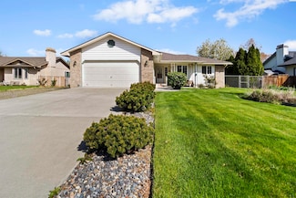4702 Kendall Way, West Richland, WA 99353