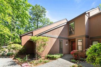 11905 W Briar Patch Dr, Midlothian, VA 23113