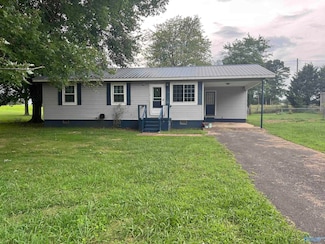 138 Memorial Dr, Rainsville, AL 35986