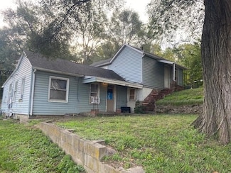 716 George St, Atchison, KS 66002