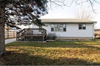 2028 Little Fort Rd, Waukegan, IL 60087