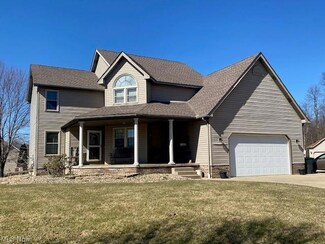 115 Adams Ct, Cortland, OH 44410