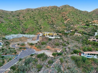 5240 N 61st St Unit 3, Paradise Valley, AZ 85253