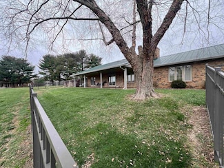 5033 W Eureka Rd, Rockport, IN 47635