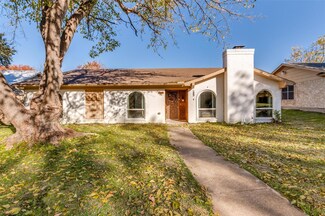 1049 Alicia Ln, Lancaster, TX 75134