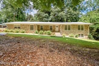 144 Glenhaven Dr, Alexander City, AL 35010