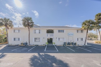 102 S Peninsula Dr Unit 110, Daytona Beach, FL 32118
