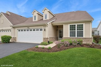 1736 Francis Dr, Pingree Grove, IL 60140