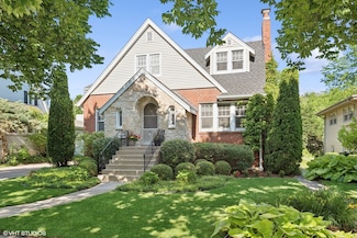 601 S Bryan St, Elmhurst, IL 60126