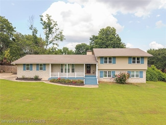704 Skyline Dr, van Buren, AR 72956