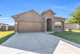 513 Camber St, Saginaw, TX 76131