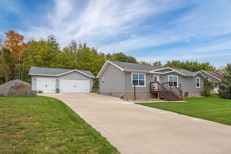 765 Hilltop Ln, Saint Croix Falls, WI 54024