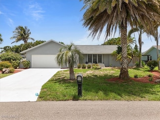 924 SE 21st Ln, Cape Coral, FL 33990