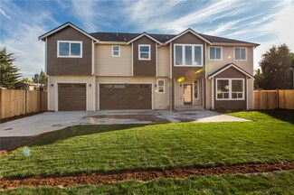 125 Elise Ct, Pacific, WA 98047