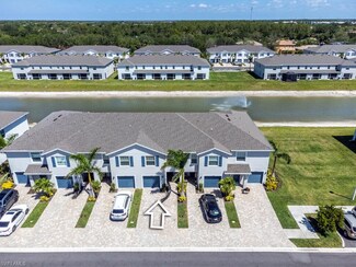 15096 Wildflower Cir, Naples, FL 34119