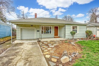 1032 Mt Pitt Ave, Medford, OR 97501