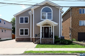 320 Hayward Place, Wallington, NJ 07057