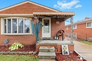 13120 Leroy St, Southgate, MI 48195