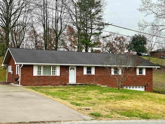 644 Cherokee Rd, Russell, KY 41169