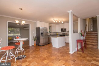 7524 Jervis St, Springfield, VA 22151