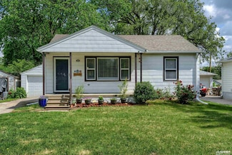 6836 Colby St, Lincoln, NE 68505