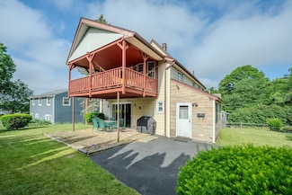 20 Church St, Melrose, MA 02176