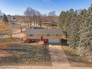 113 Sunrise Dr, Somerset, WI 54025