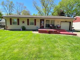 1004 Englewood Dr, Rantoul, IL 61866