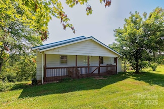93 Eller Ford Rd, Weaverville, NC 28787
