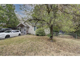 2113 E 26th St, Vancouver, WA 98661