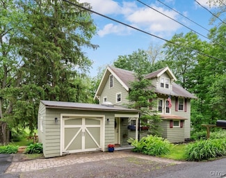 3864 Bristol Rd, Clinton, NY 13323
