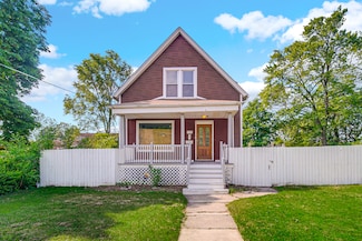 72 E 136th St, Riverdale, IL 60827