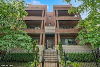 639 W Briar Place Unit 4W, Chicago, IL 60657
