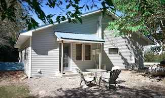 4574 Highway 8 E, Mena, AR 71953
