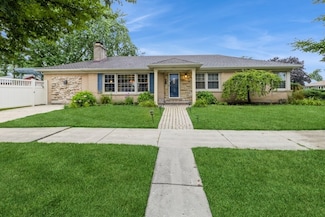 7350 Lavergne Ave, Skokie, IL 60077