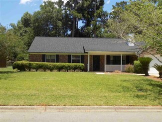 2408 Wintergreen Rd, Tallahassee, FL 32308