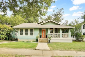 1038 W Mistletoe Ave, San Antonio, TX 78201
