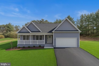 39 Mdg Way, Berkeley Springs, WV 25411
