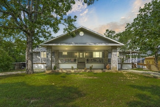 31657 State Highway 86, Eagle Rock, MO 65641
