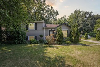 216 Western Ave, Benton Harbor, MI 49022